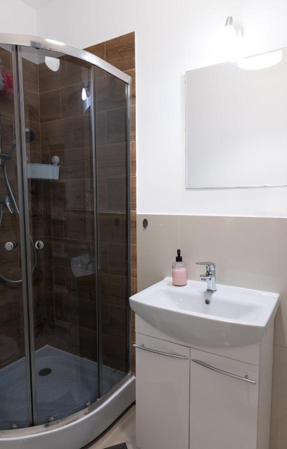 Clicktheflat Aleje Niepodleglosci Center Apart Rooms Warsaw Exterior photo